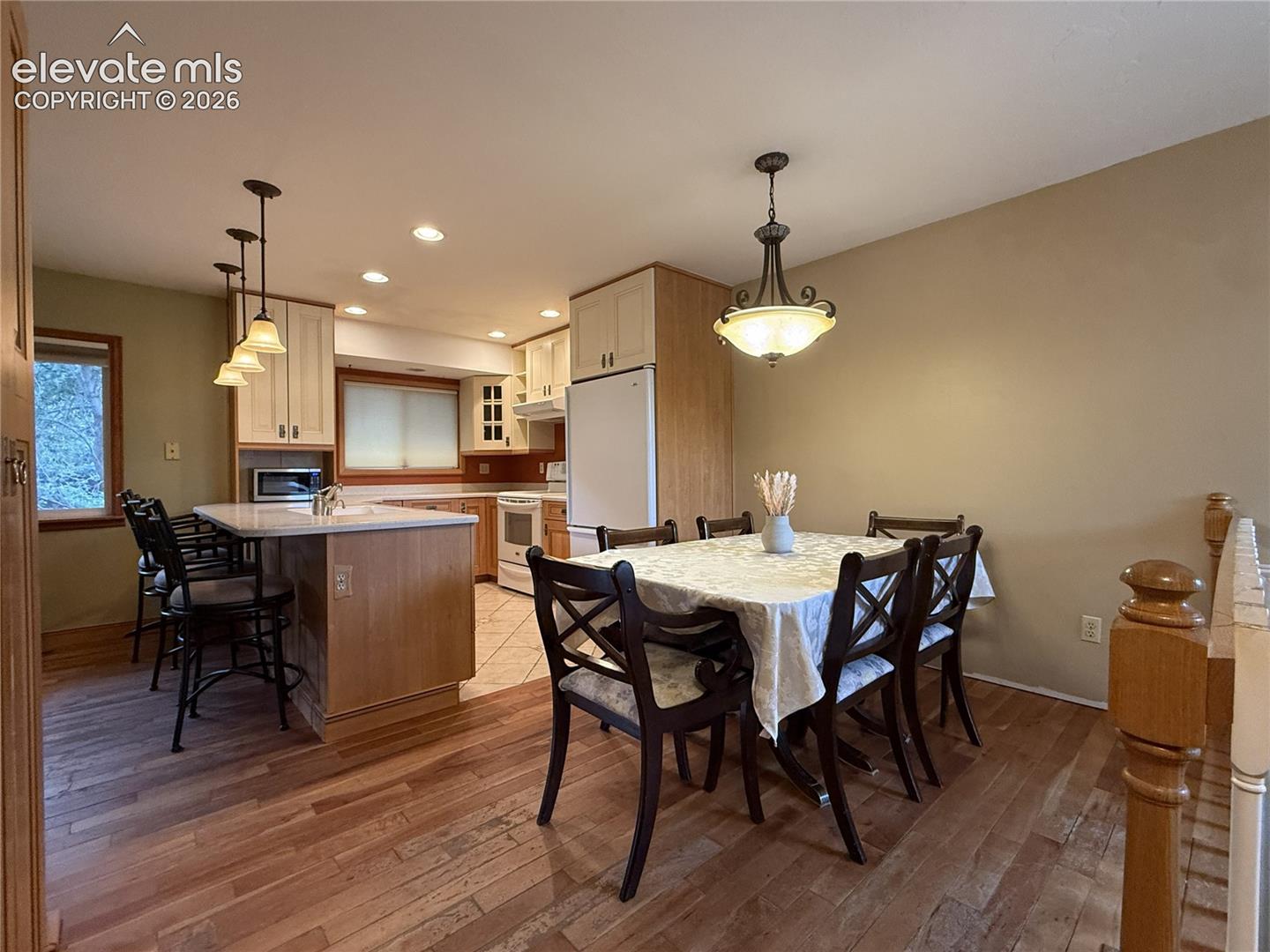 Listing photo 8 for 2023 Summerfield Drive