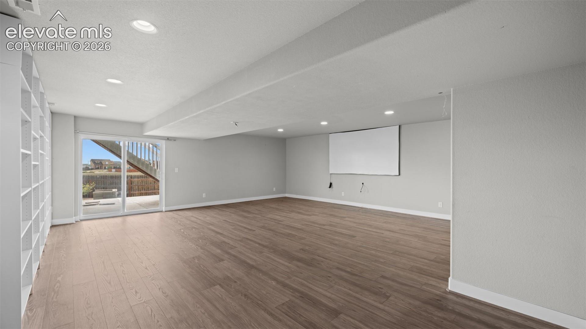 Listing photo 33 for 9773 Witherbee Drive