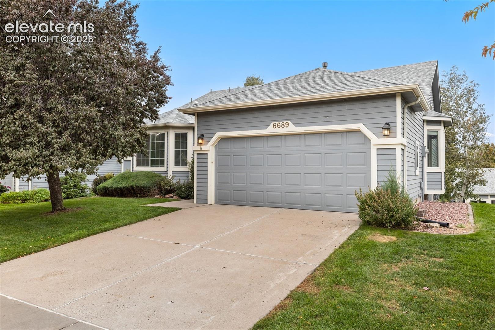 6689 Showhorse Court โ listing photo