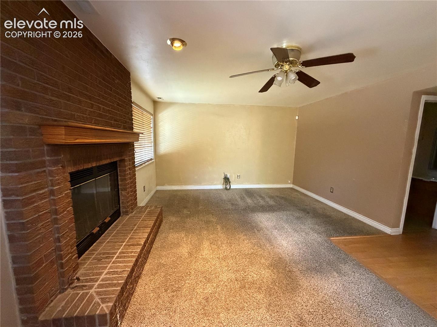2140 Crystal River Drive, photo 3