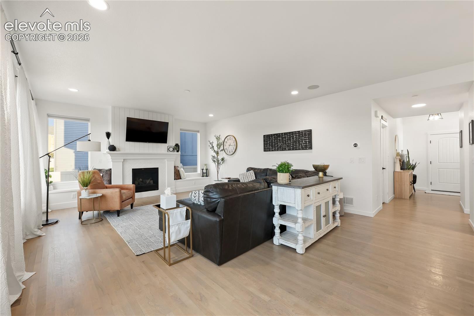 Listing photo 4 for 6538 Cumbre Vista Way