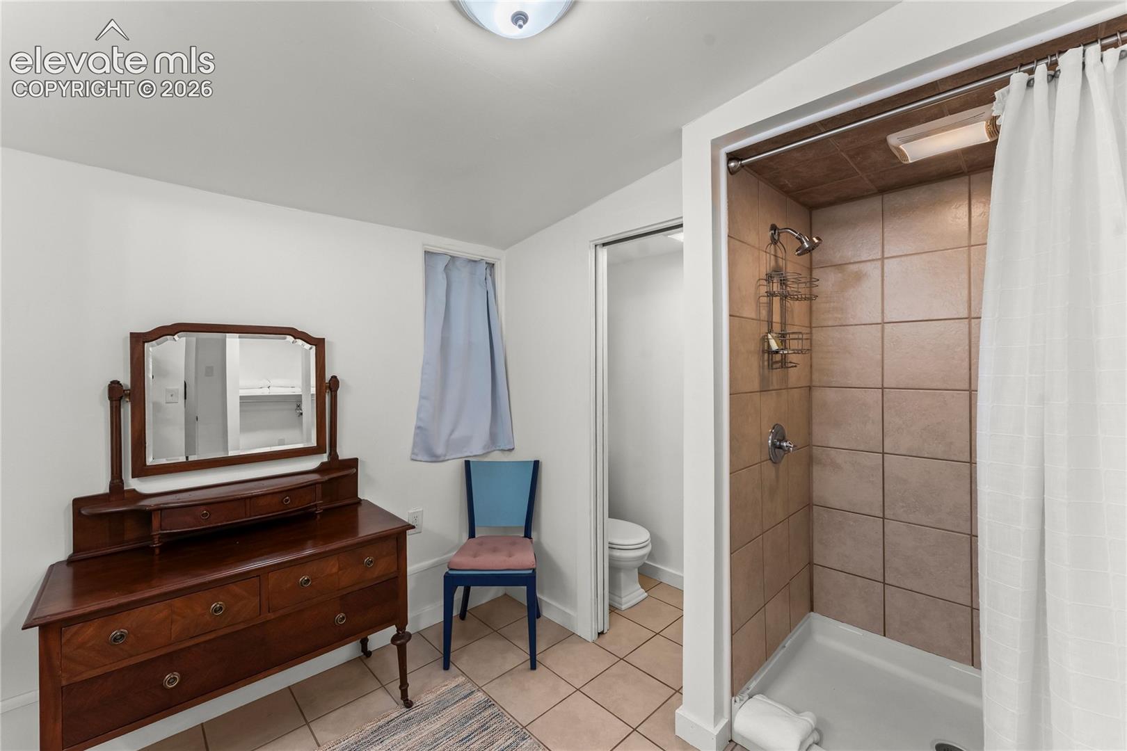 Listing photo 23 for 2706 W Pikes Peak Avenue