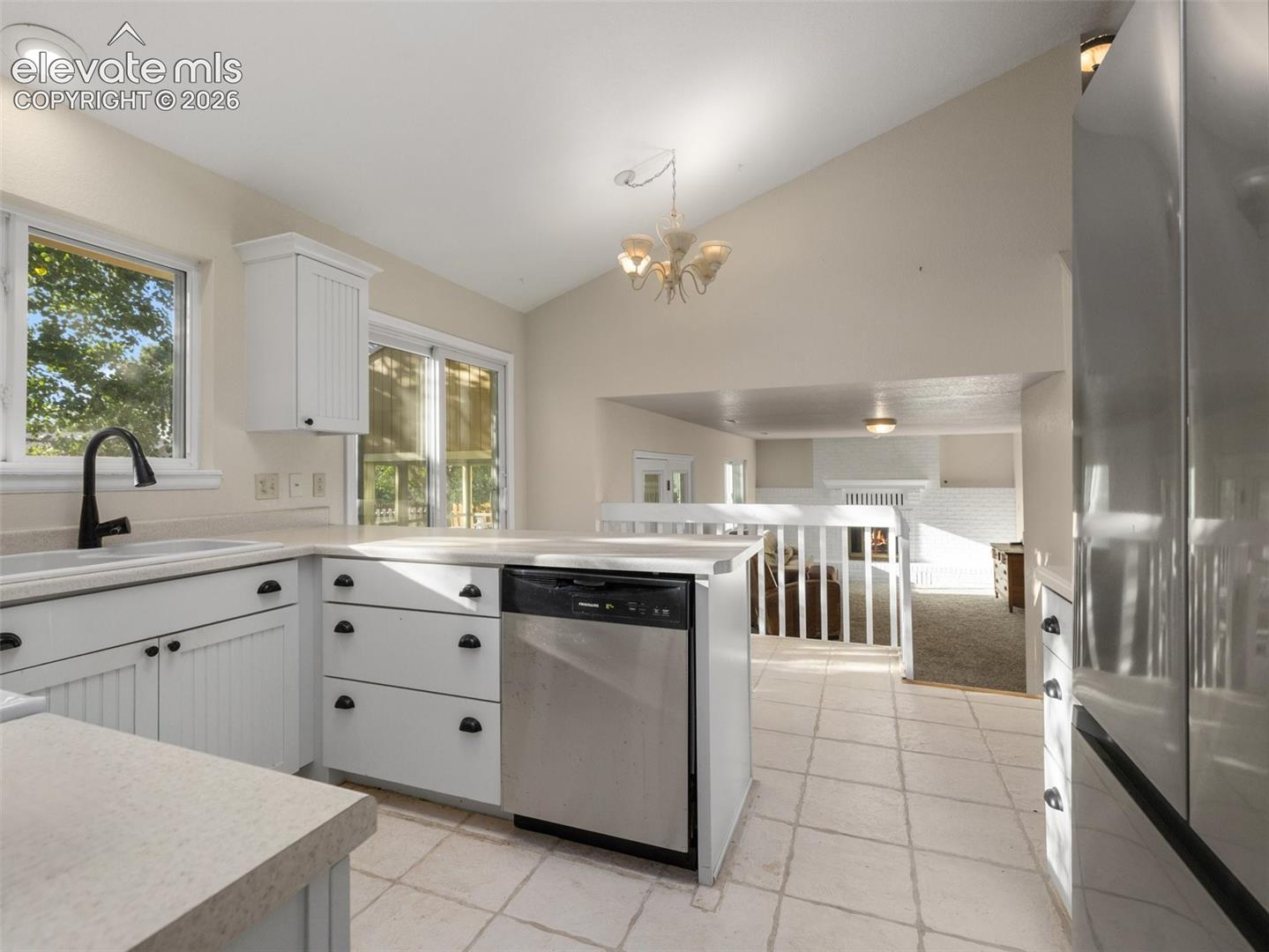 Listing photo 13 for 2525 Ramsgate Terrace
