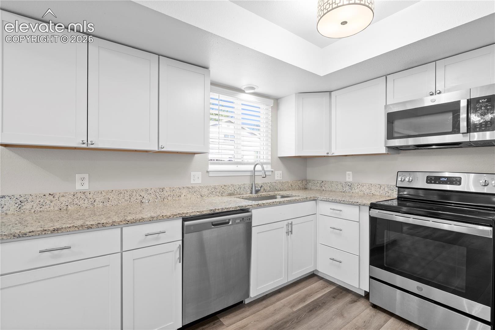 1542 4th Street, photo 11