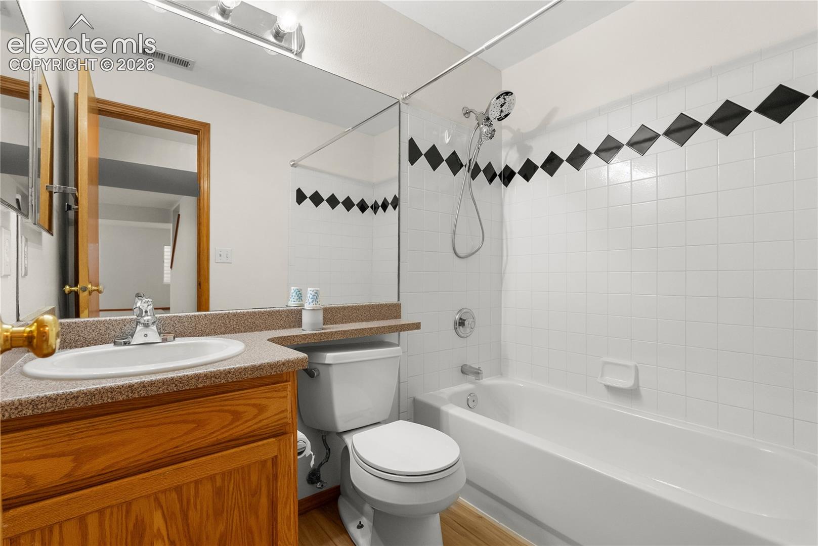 Listing photo 28 for 890 N Candlestar Loop