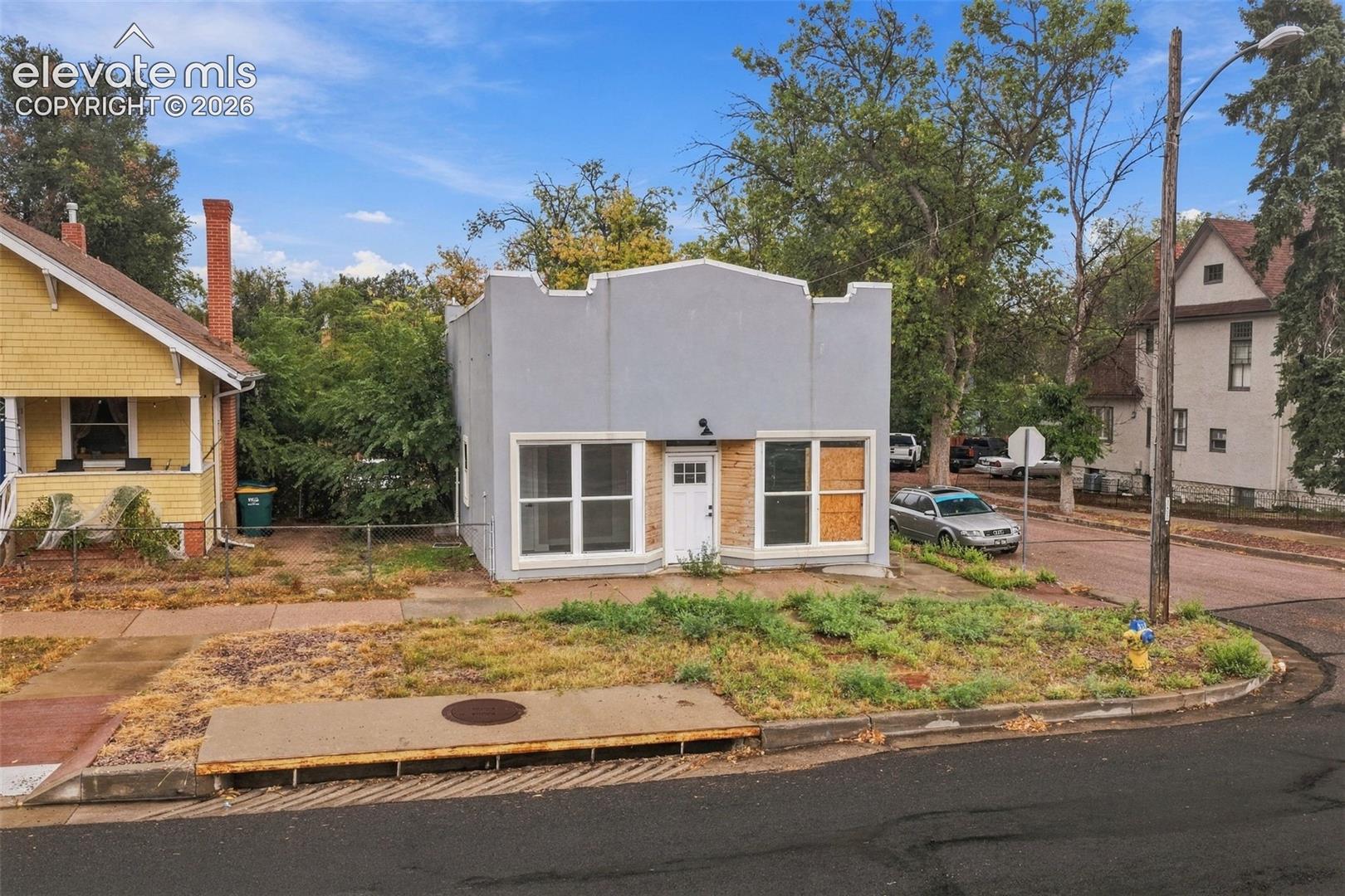 Listing photo 48 for 412 E St Vrain Street