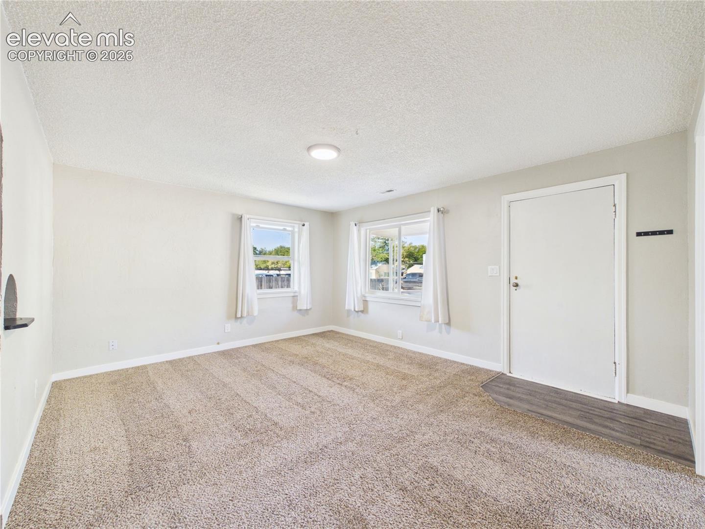 Listing photo 7 for 1530 N Norwood Avenue