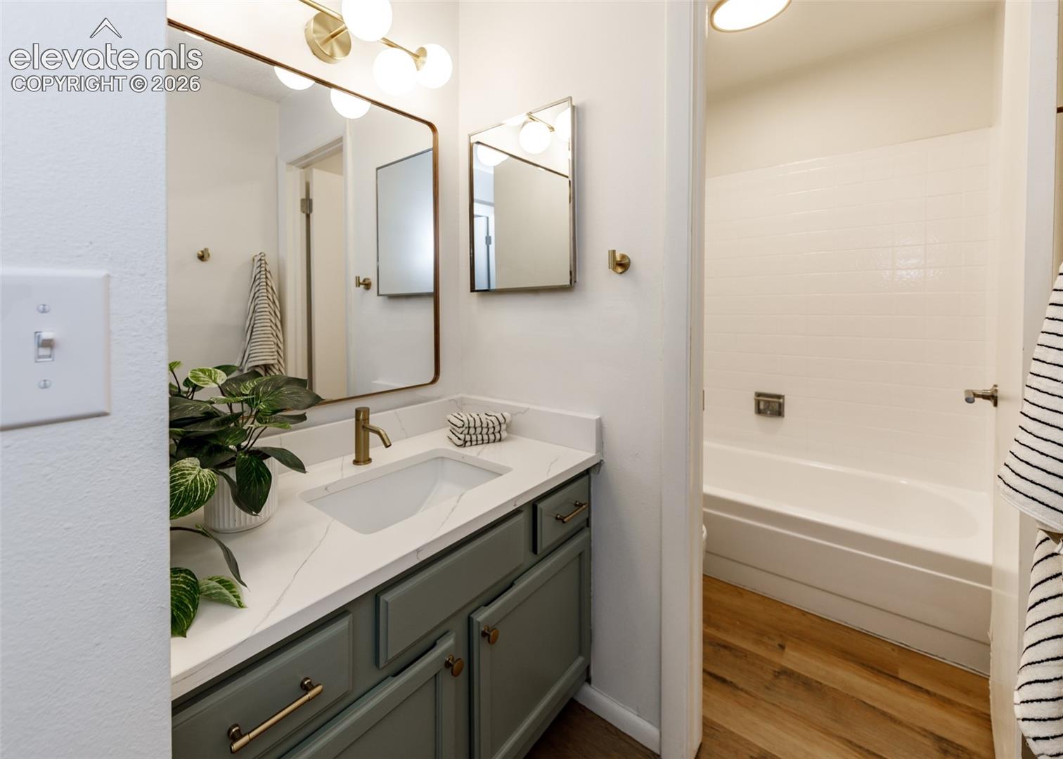 5013 Masheena Lane, photo 21