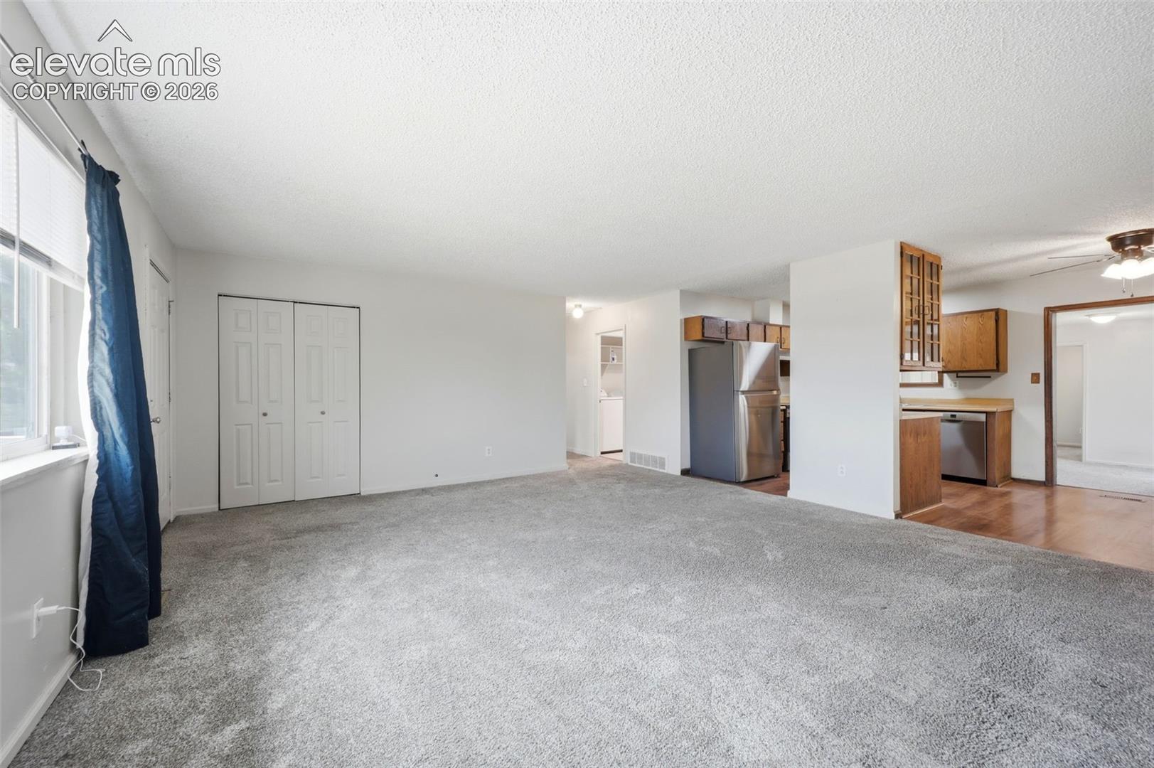 Listing photo 6 for 65 Diamond E Road