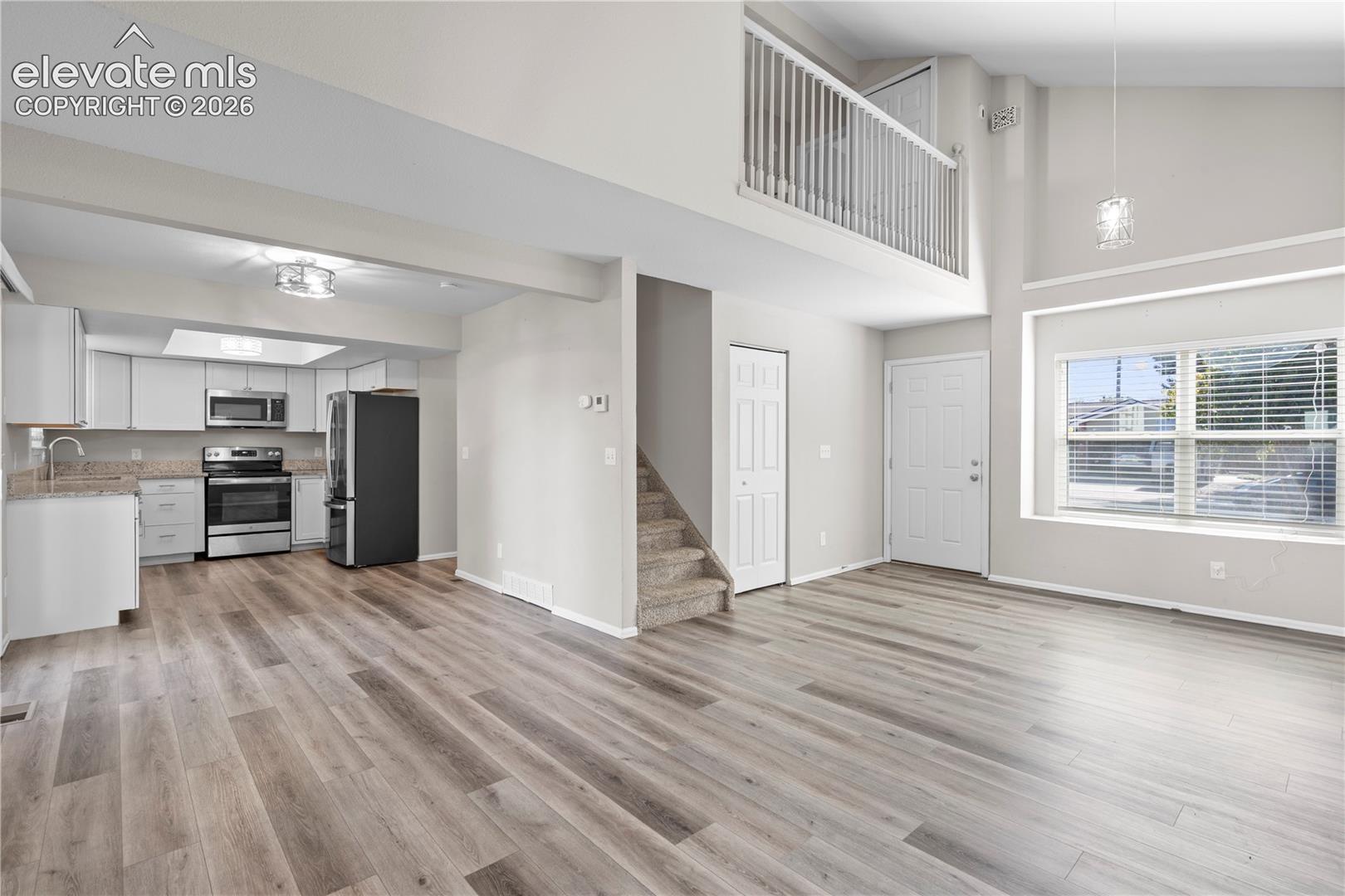 1542 4th Street, photo 8