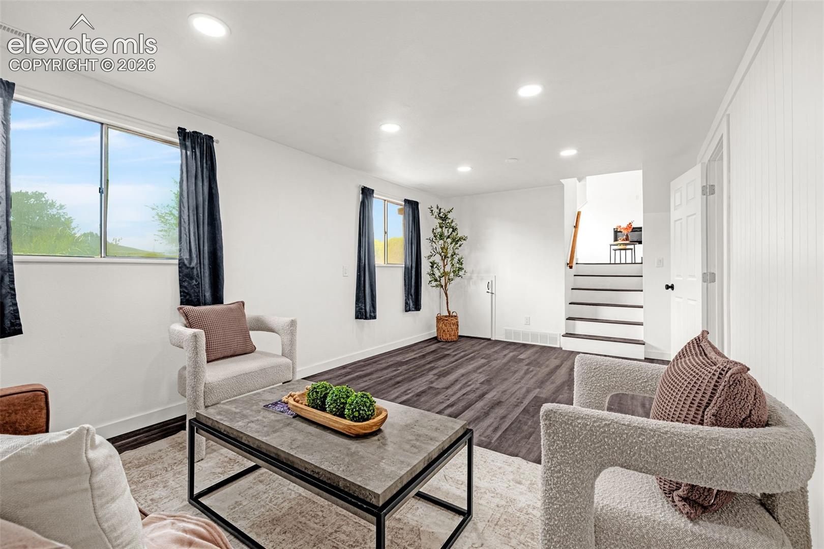 Listing photo 17 for 1375 Bonita Drive