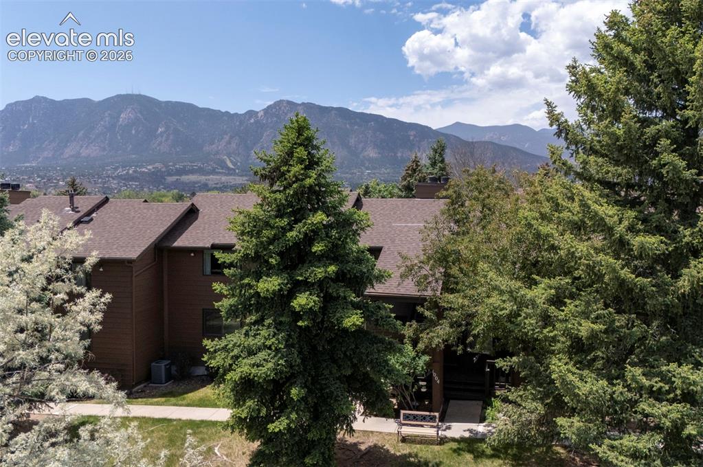 1016 Moorings Drive, photo 18