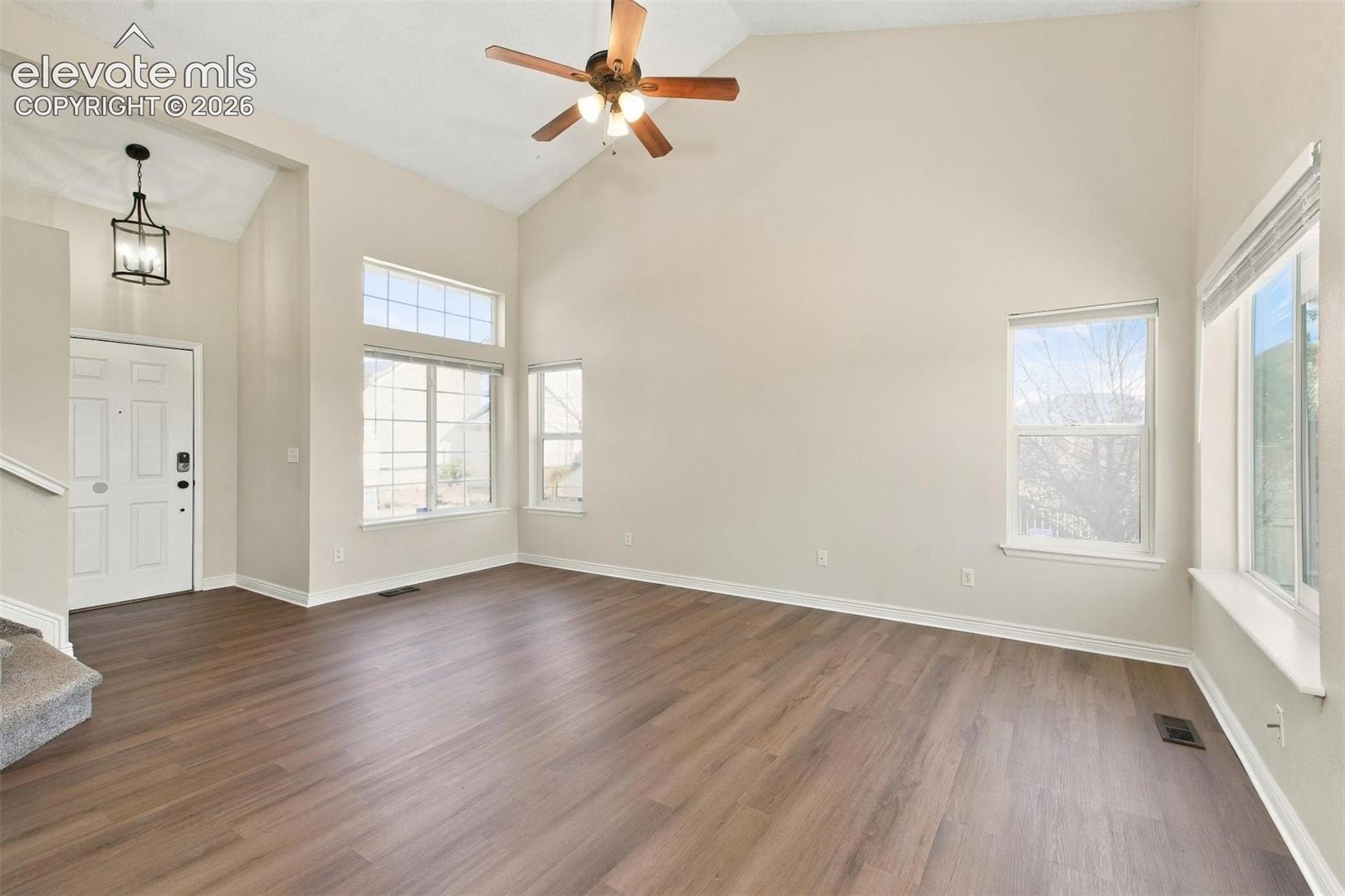 Listing photo 3 for 5263 Prairie Grass Lane