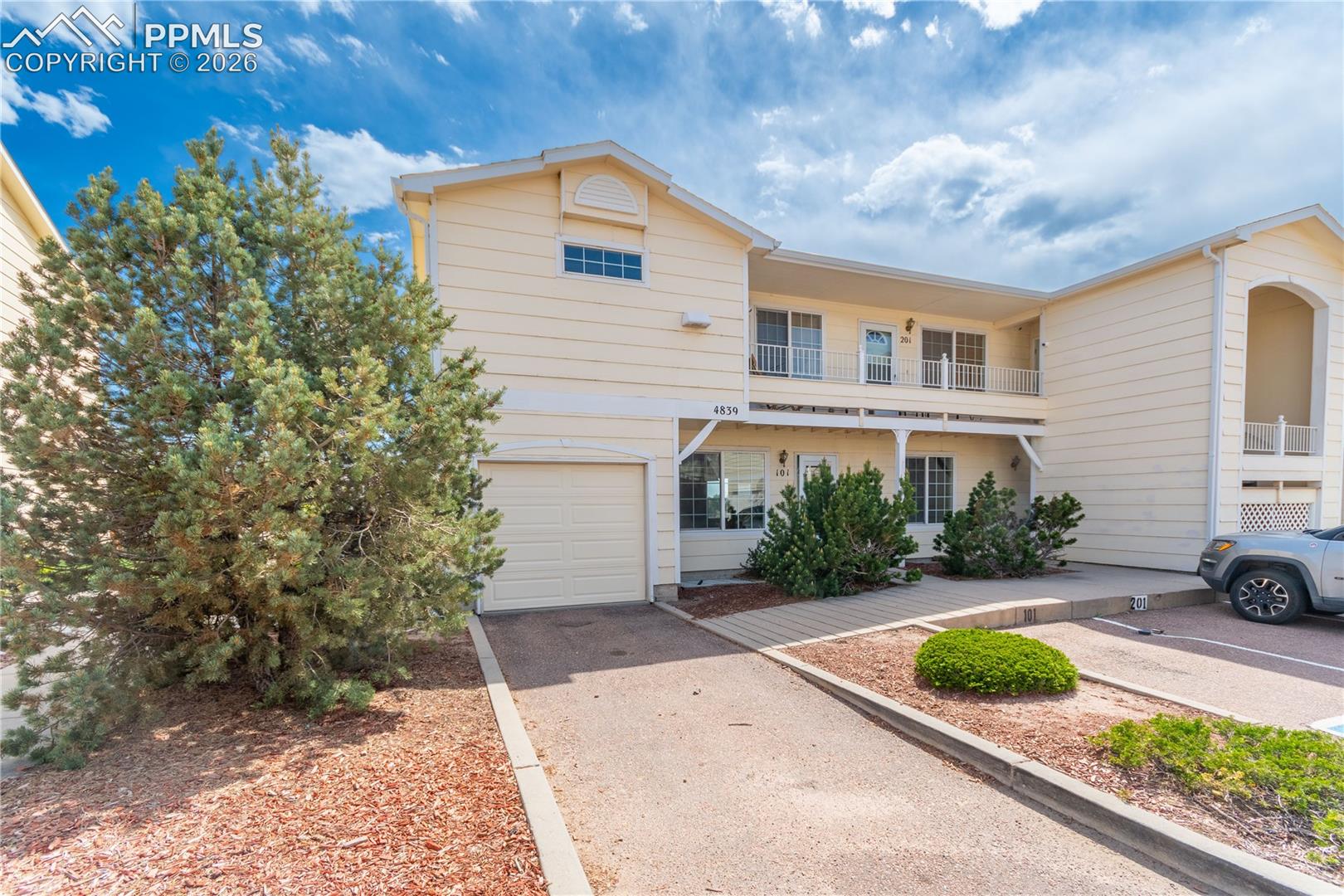 4839 Rusty Nail Point