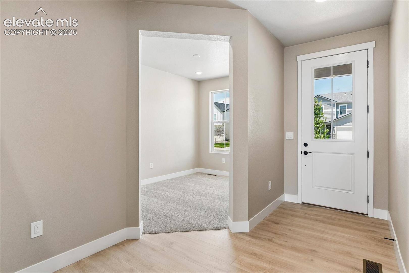 Listing photo 3 for 5325 Sidewinder Drive