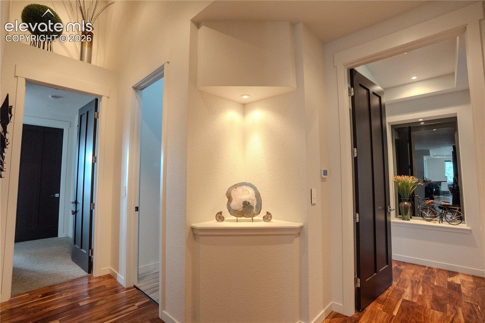 Listing photo 23 for 5638 Venezia Way