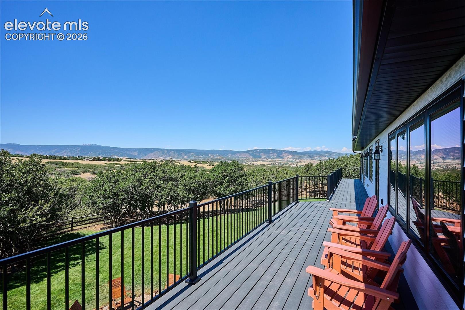 Listing photo 40 for 2464 W Wolfensberger Road
