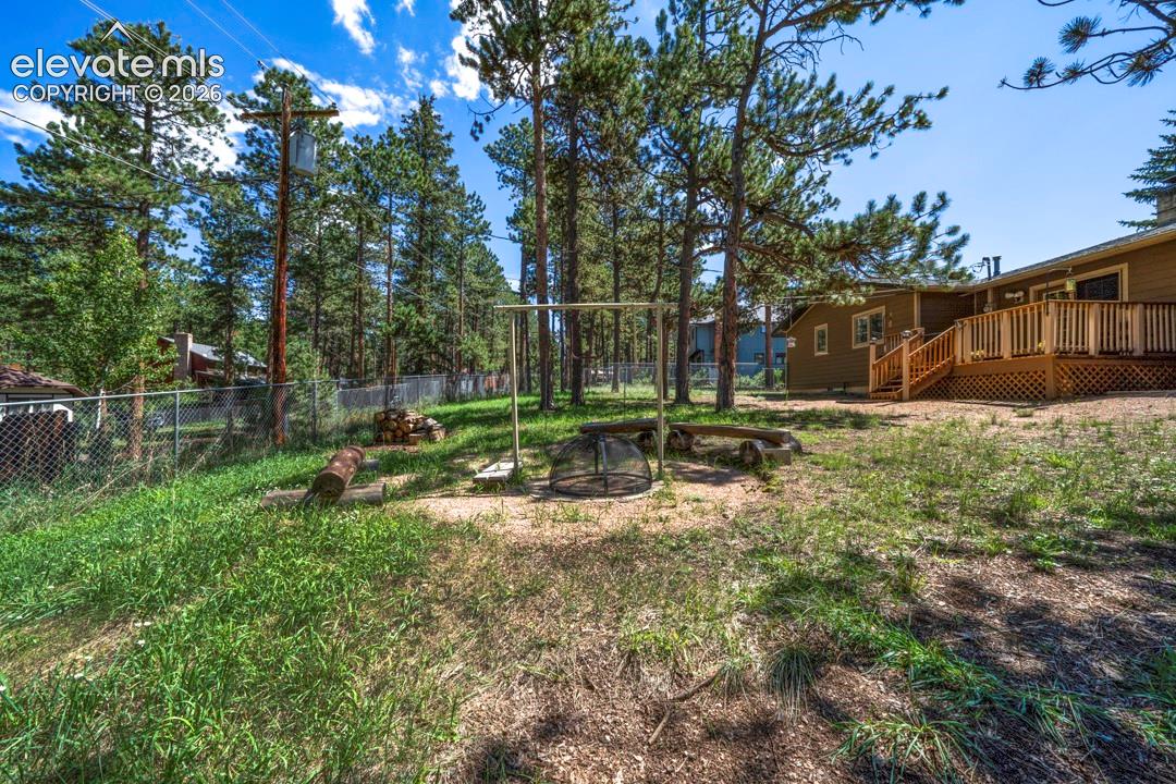 Listing photo 6 for 682 Sunnywood Loop
