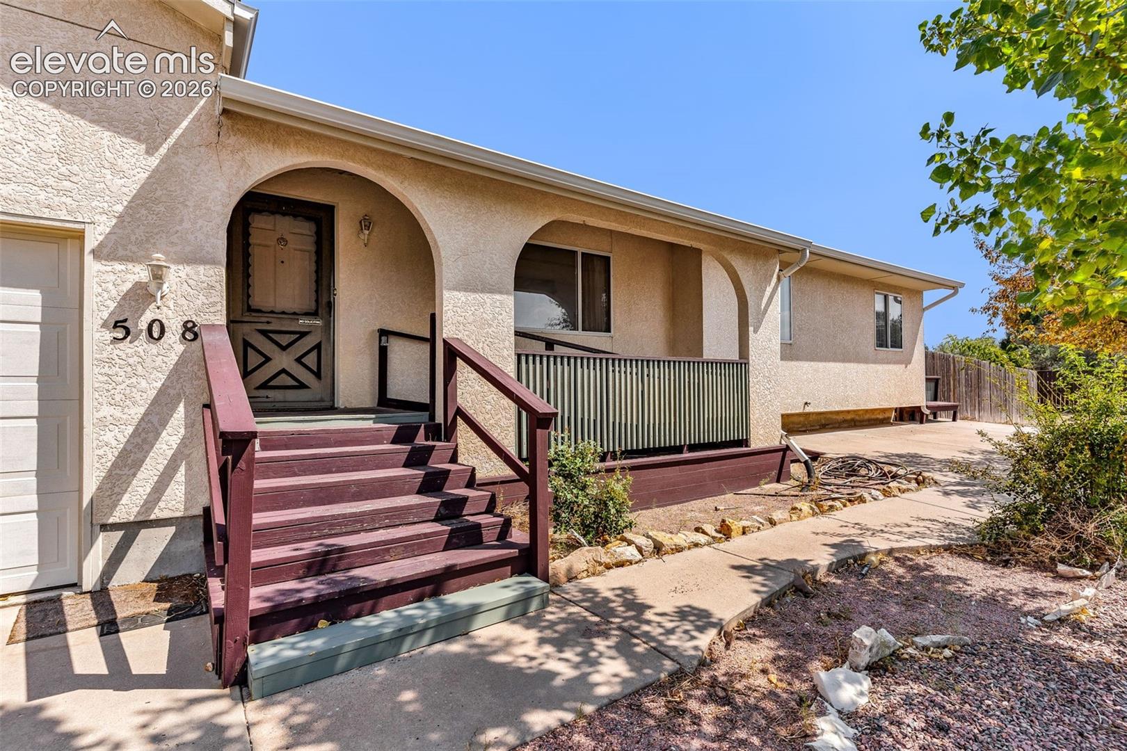 Listing photo 4 for 508 S Bayfield Avenue