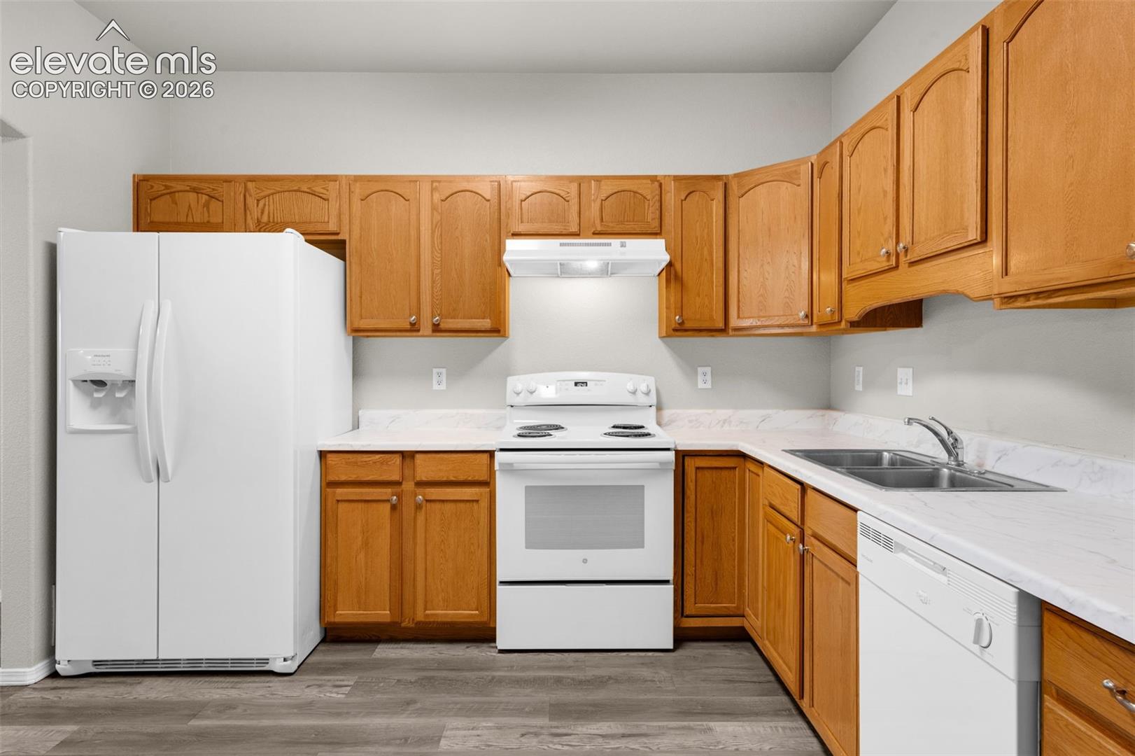 Listing photo 18 for 1034 Fountain Mesa Drive