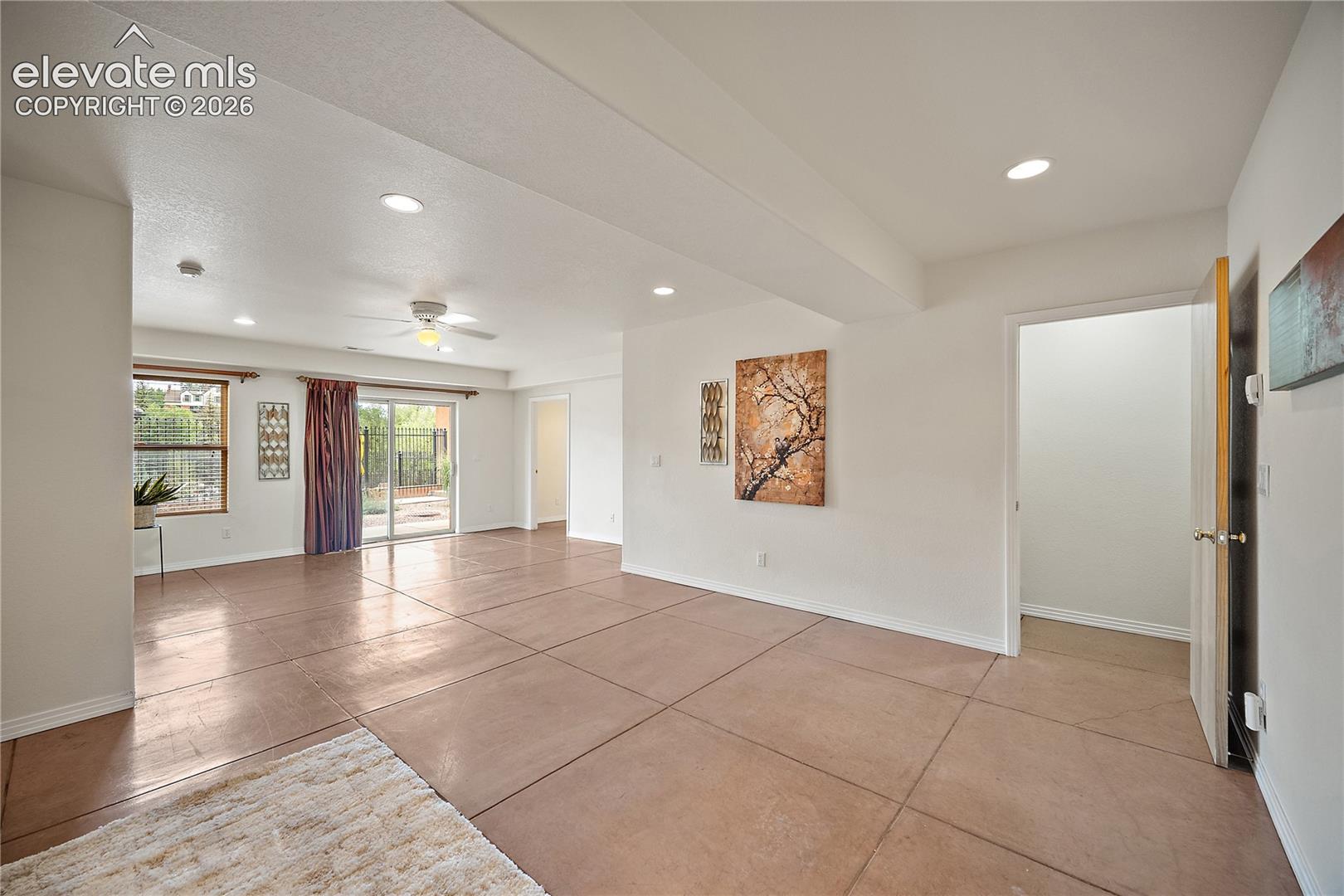 Listing photo 22 for 18 Taos Place