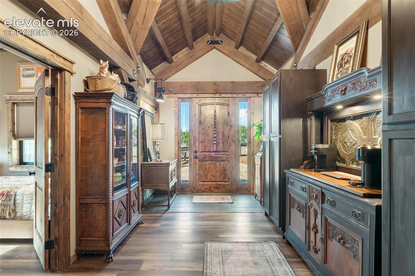 Listing photo 11 for 7445 Pinon Heights NA