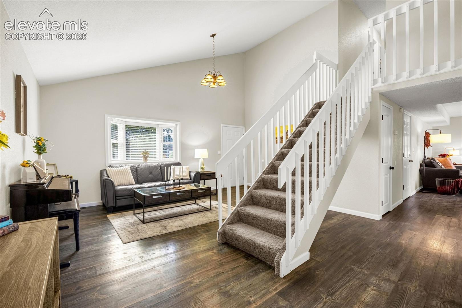 Listing photo 4 for 982 Candlestar Loop