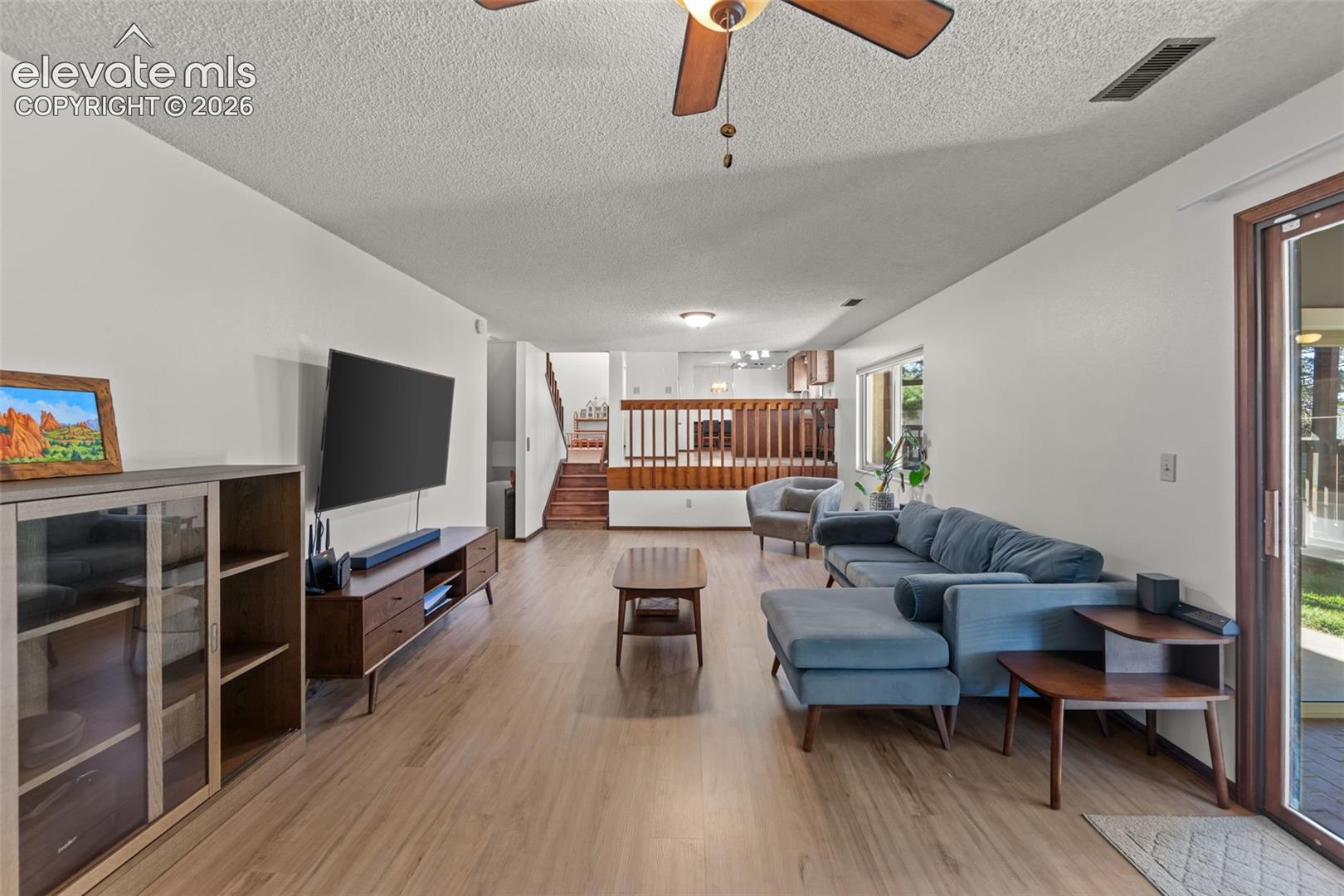 Listing photo 13 for 3025 Windjammer Drive