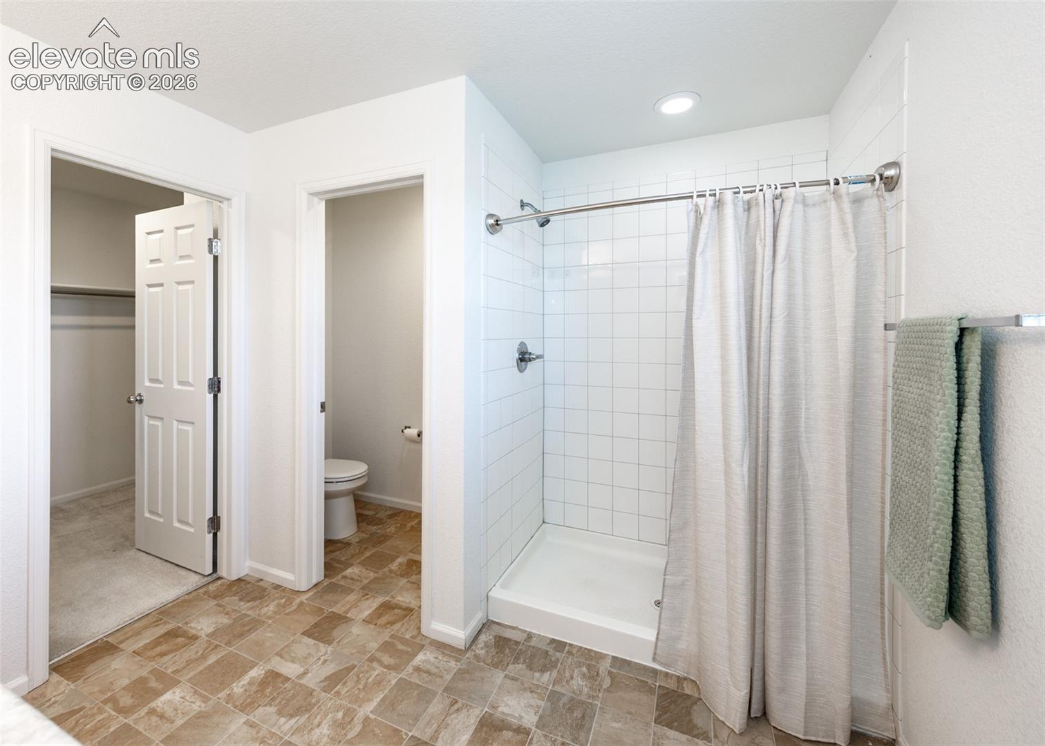 Listing photo 24 for 16462 Mountain Flax Drive