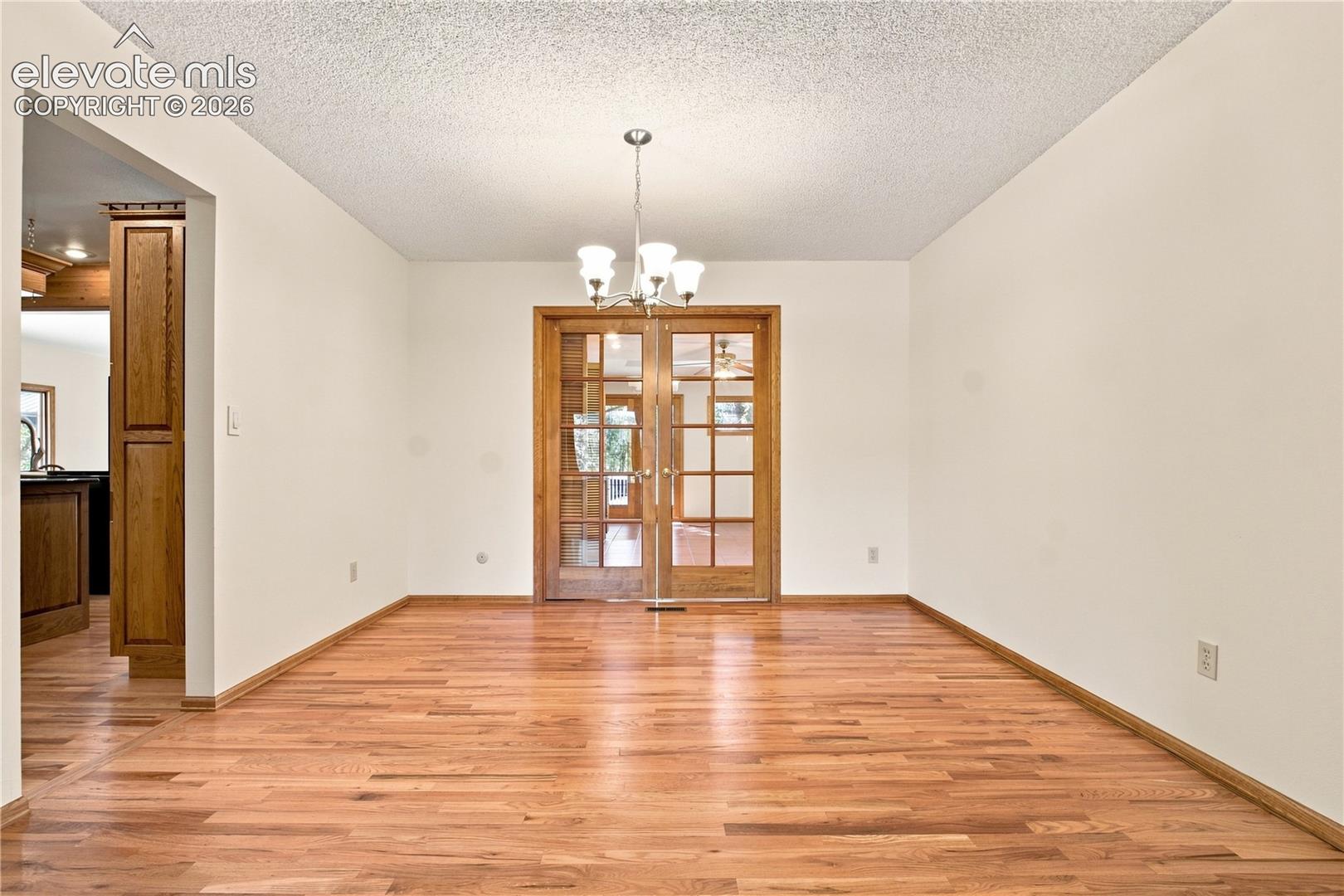 Listing photo 10 for 435 W Woodmen Road