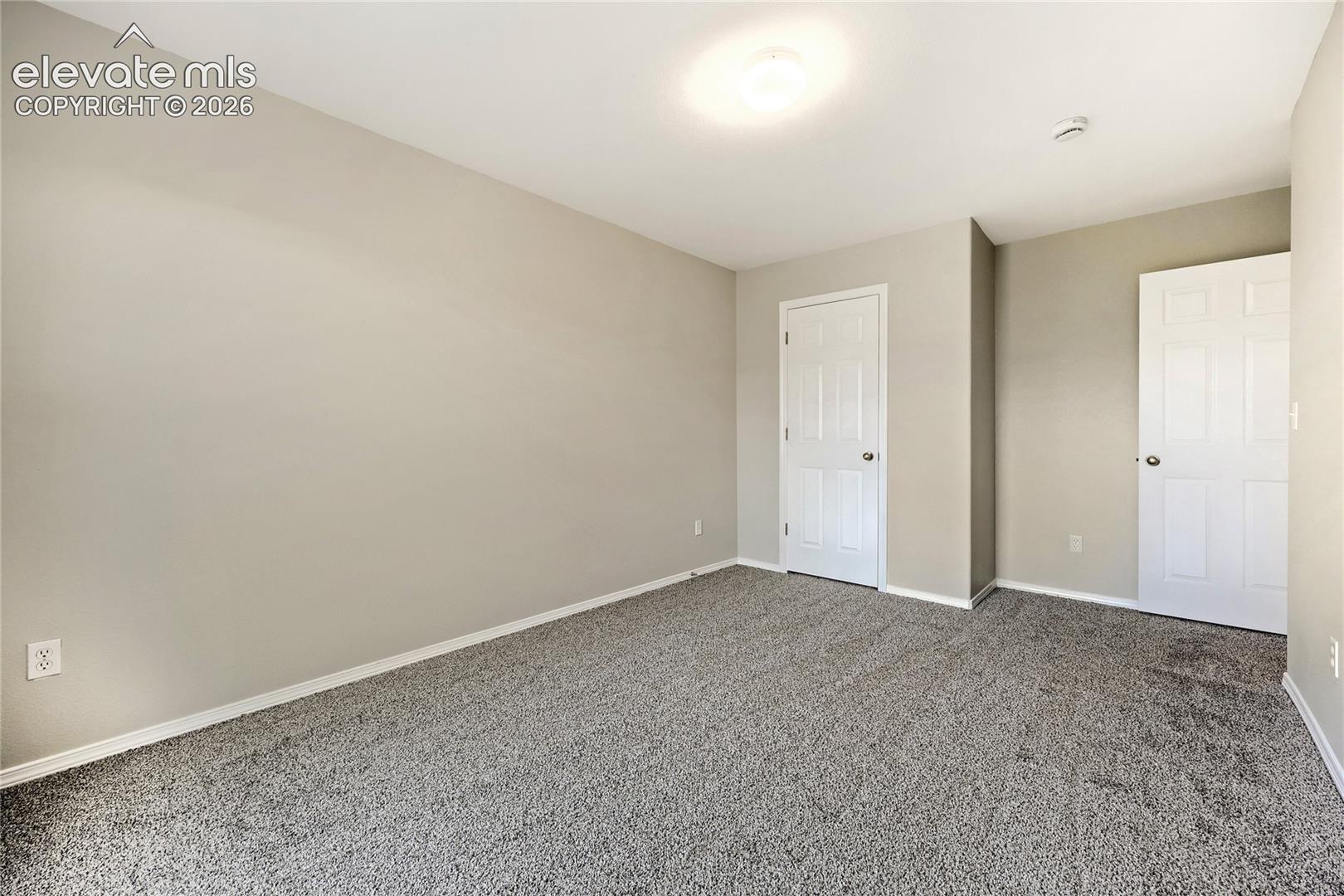 Listing photo 23 for 10505 Wells Point