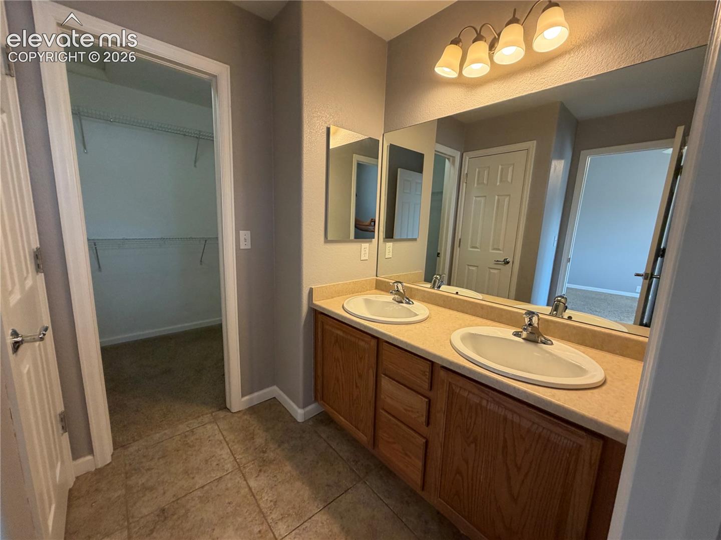 Listing photo 10 for 1287 Walters Point