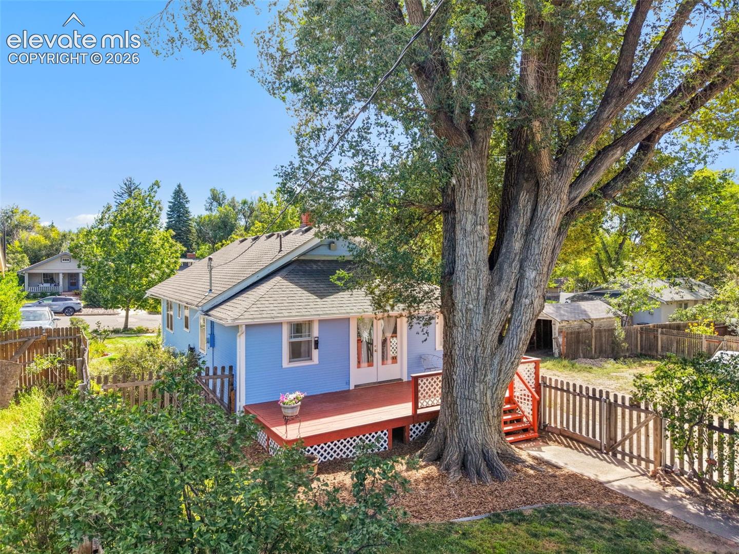 Listing photo 30 for 514 Custer Avenue
