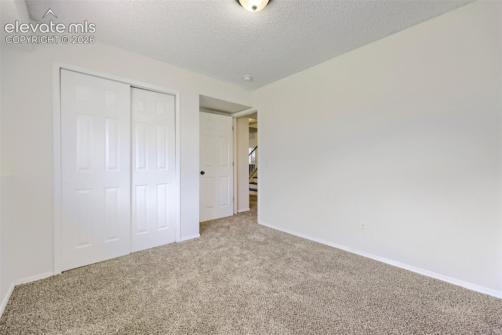 Listing photo 24 for 858 Marshall Drive
