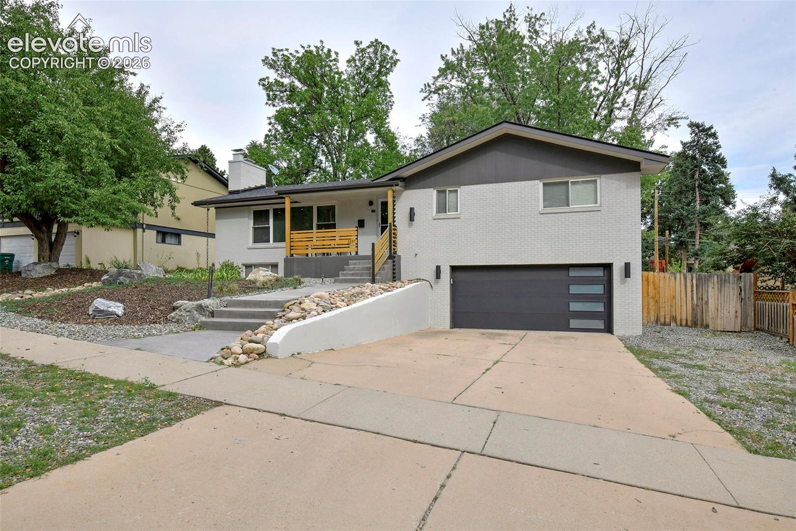 2227 Condor Street, photo 3