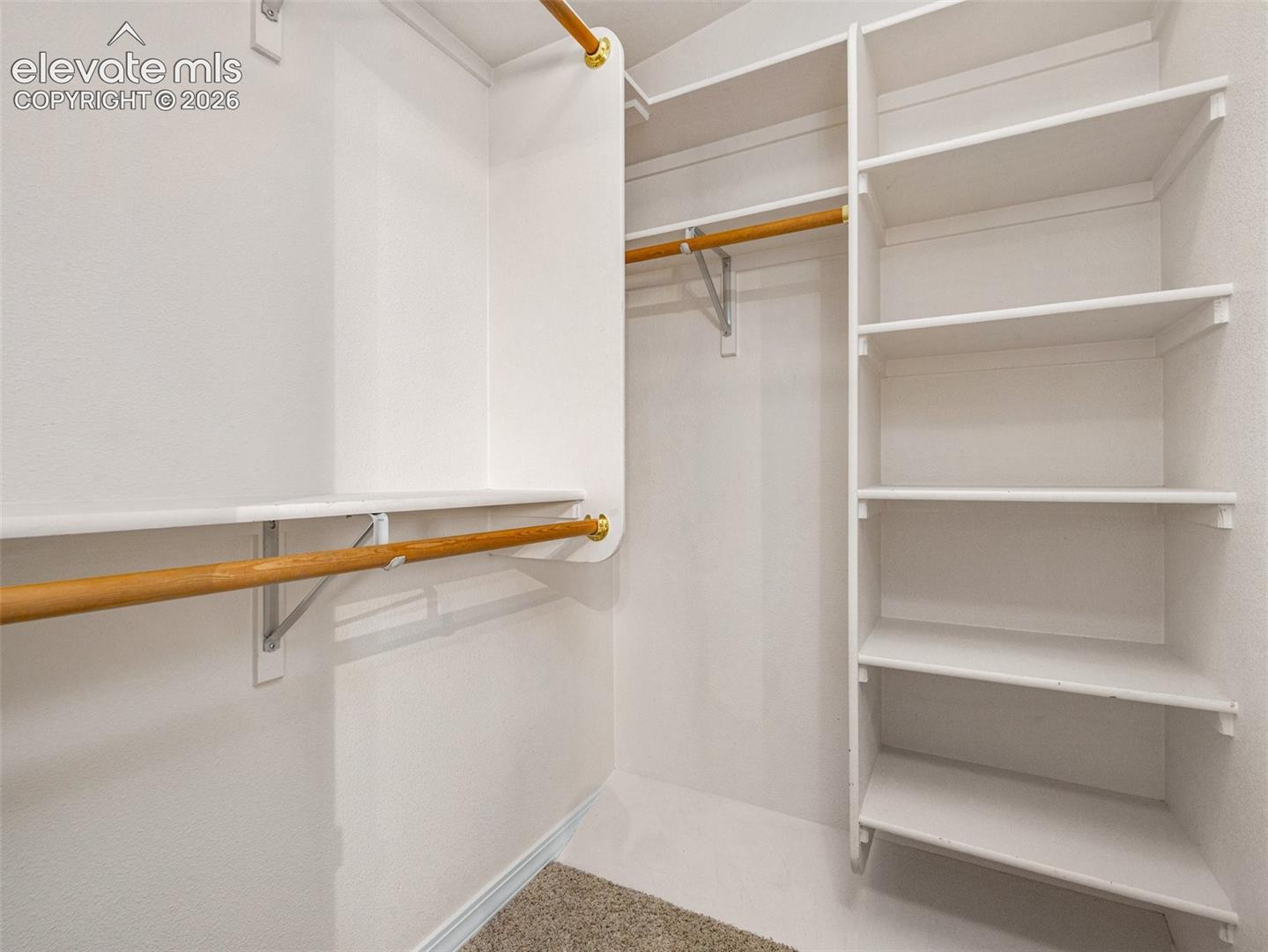 Listing photo 21 for 10 Brave Eagle Court