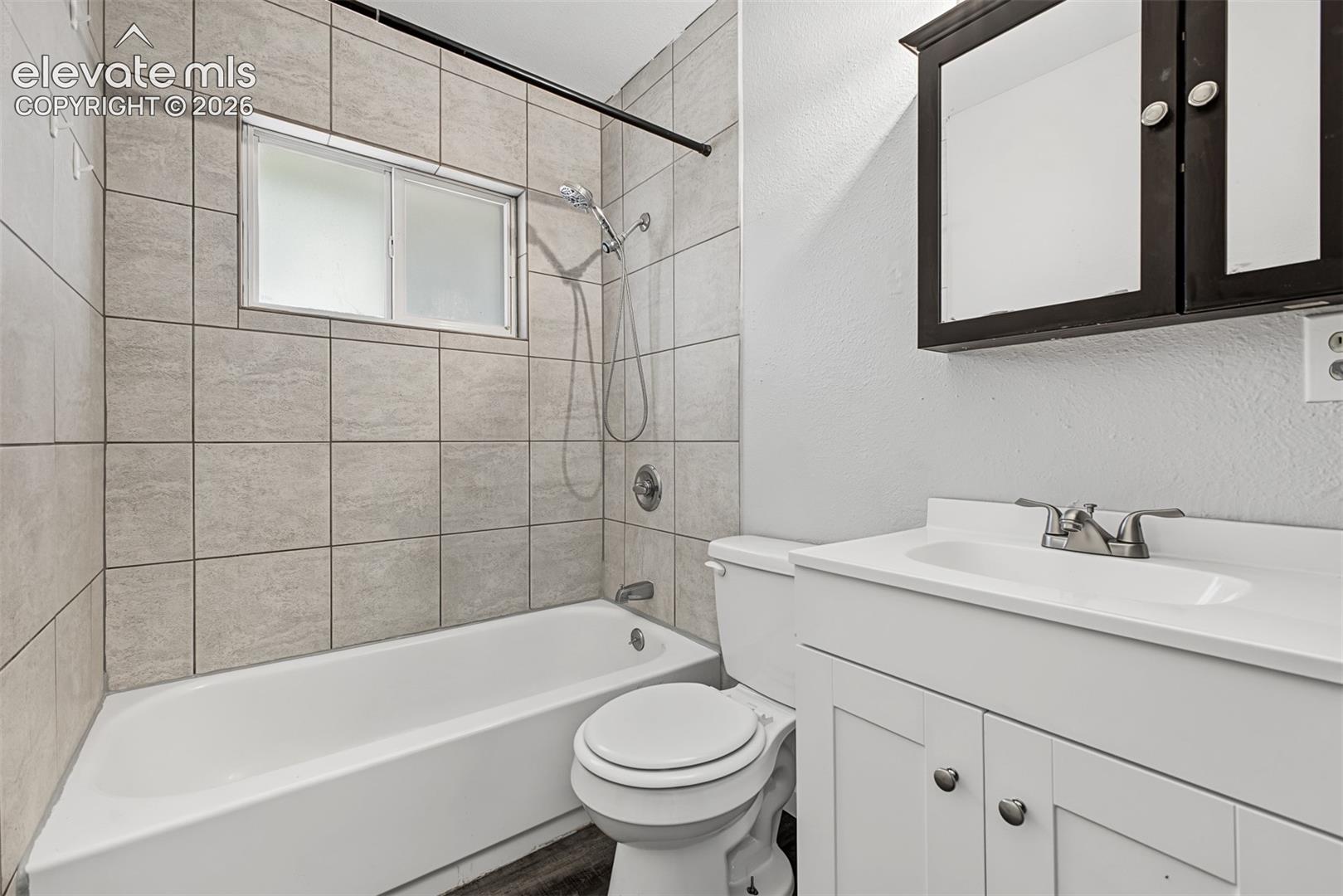 Listing photo 19 for 1612 Widefield Drive
