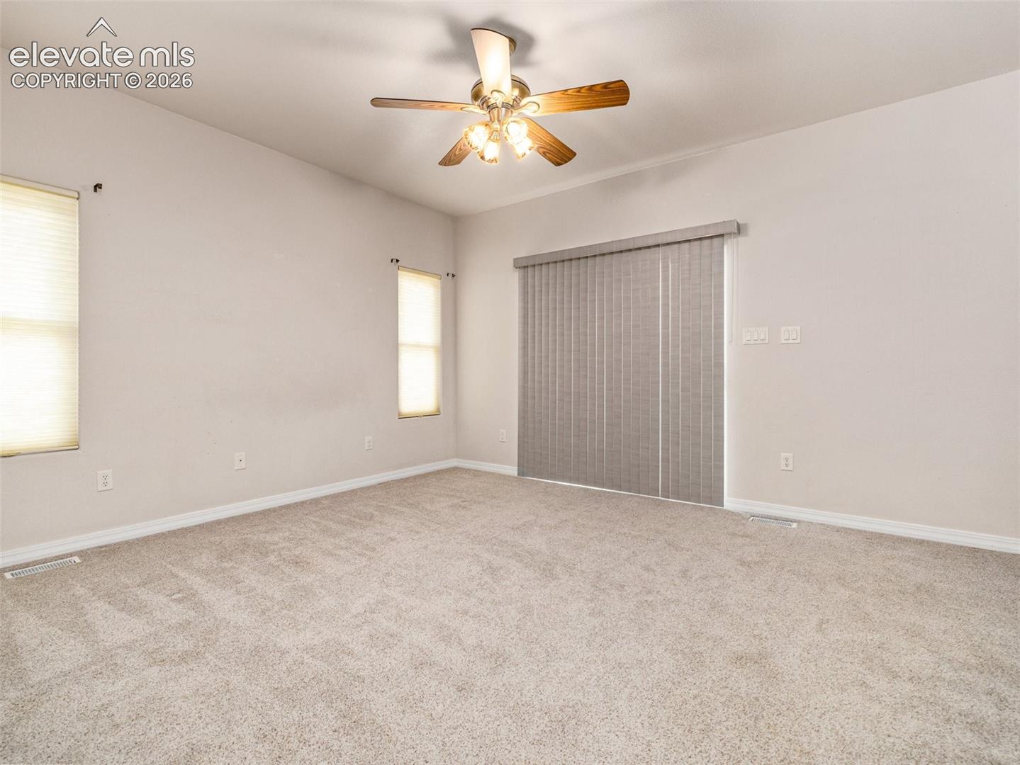 Listing photo 28 for 10 Erica Court