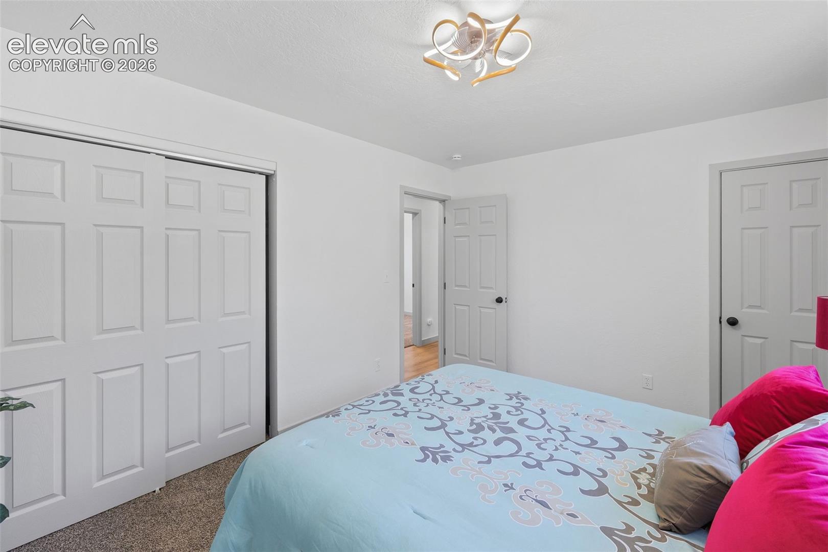 2540 Naples Drive, photo 21