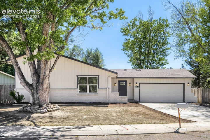 3817 N Midsummer Lane — listing photo