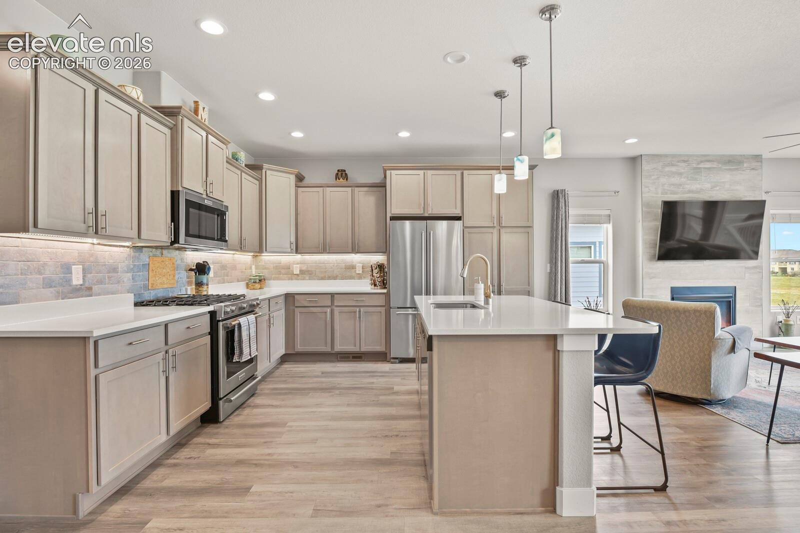 Listing photo 7 for 12732 Enclave Scenic Drive