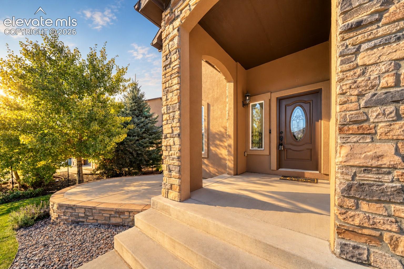 Listing photo 9 for 1130 Spectrum Loop