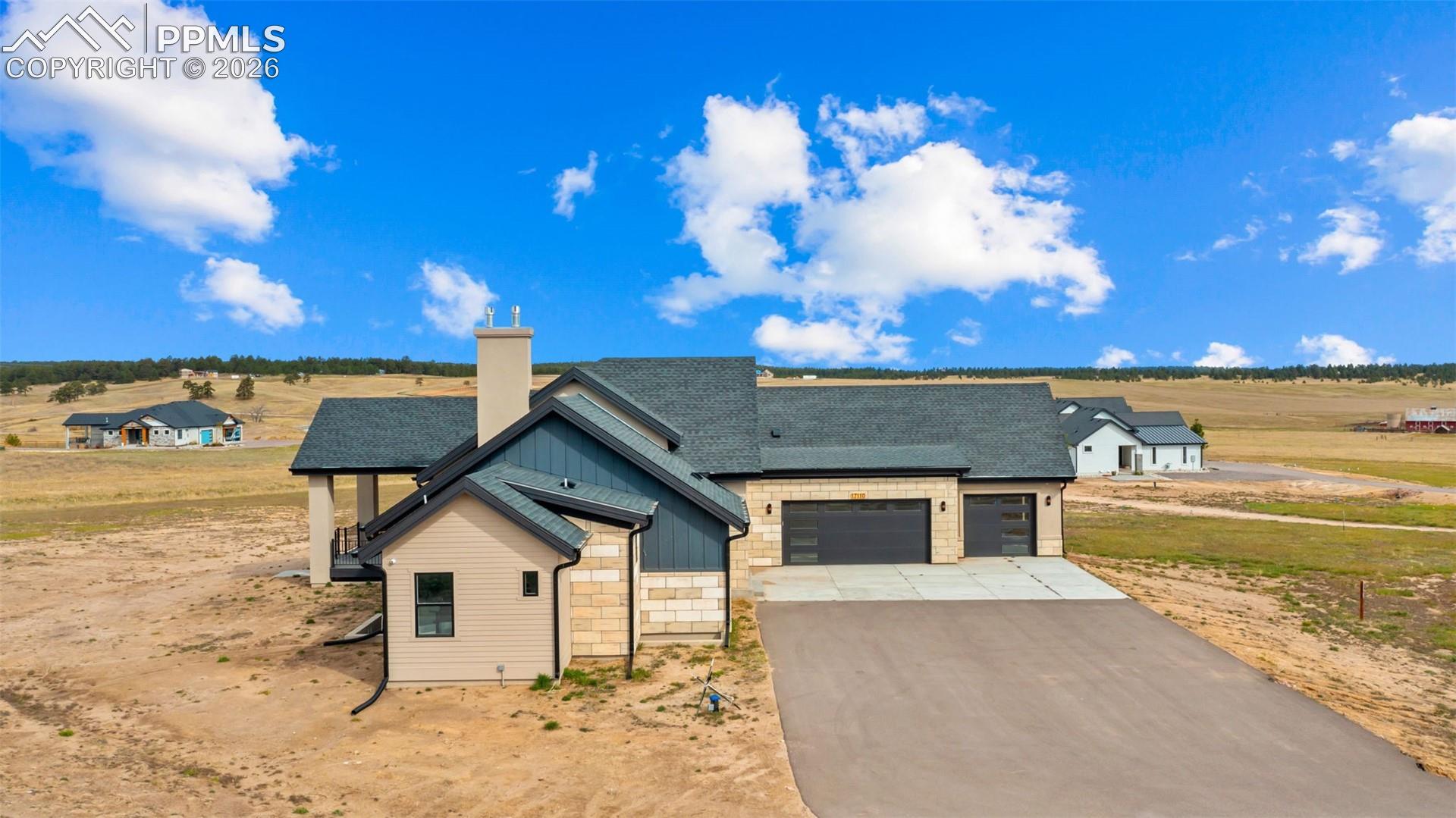Listing photo 2 for 17110 Early Light Drive