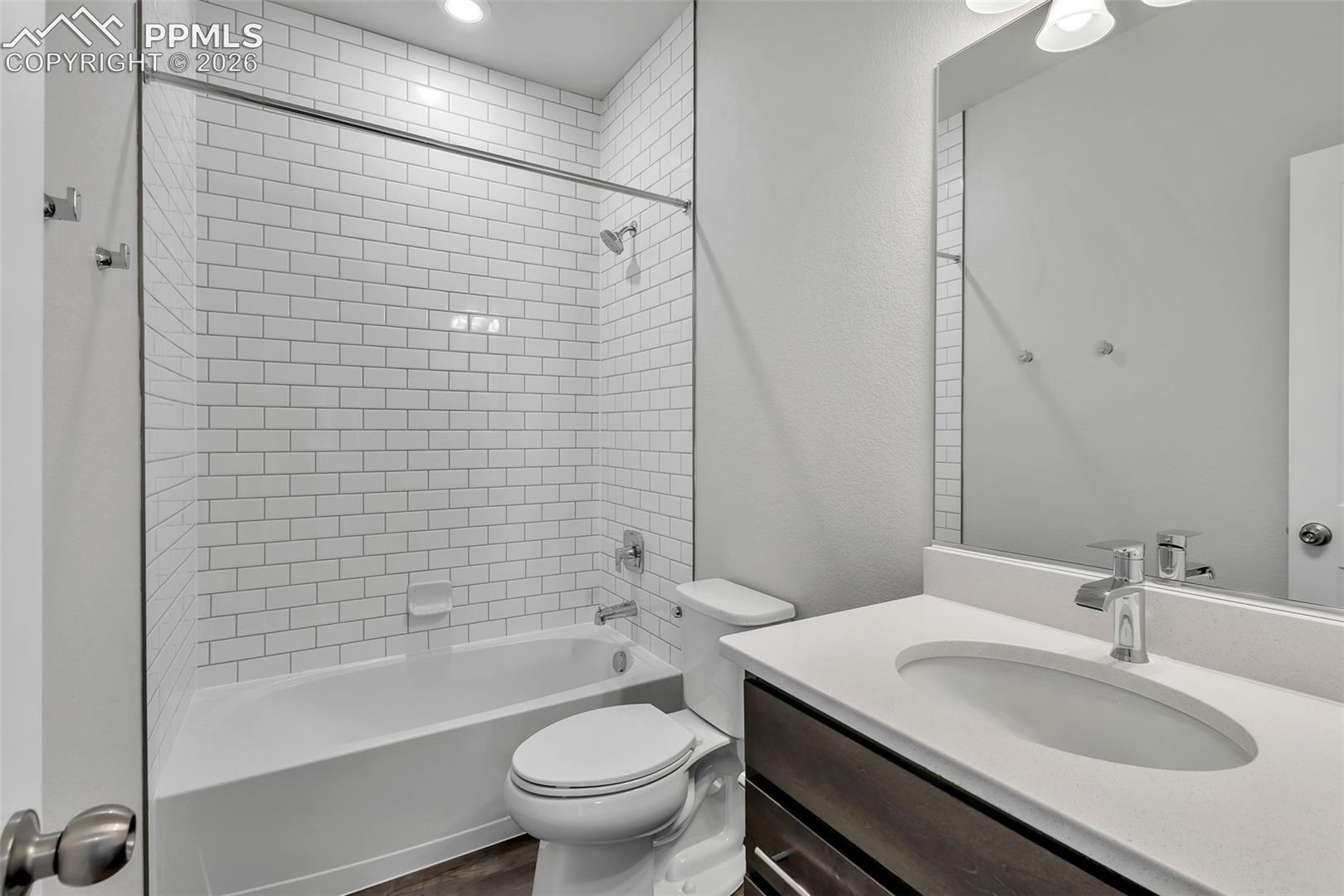 Listing photo 11 for 13633 Flurry Heights