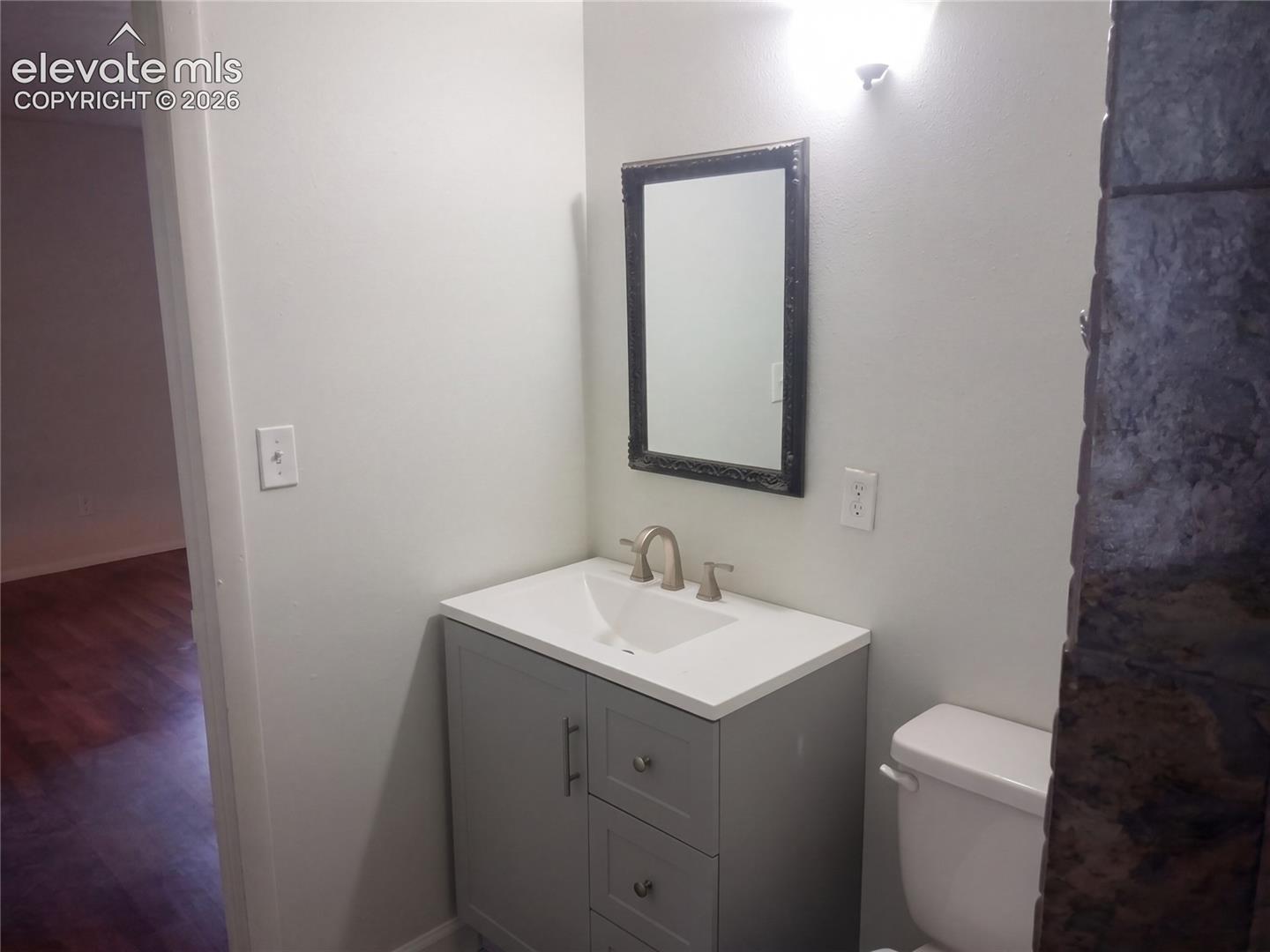 Listing photo 32 for 4015 Valli Vista Road