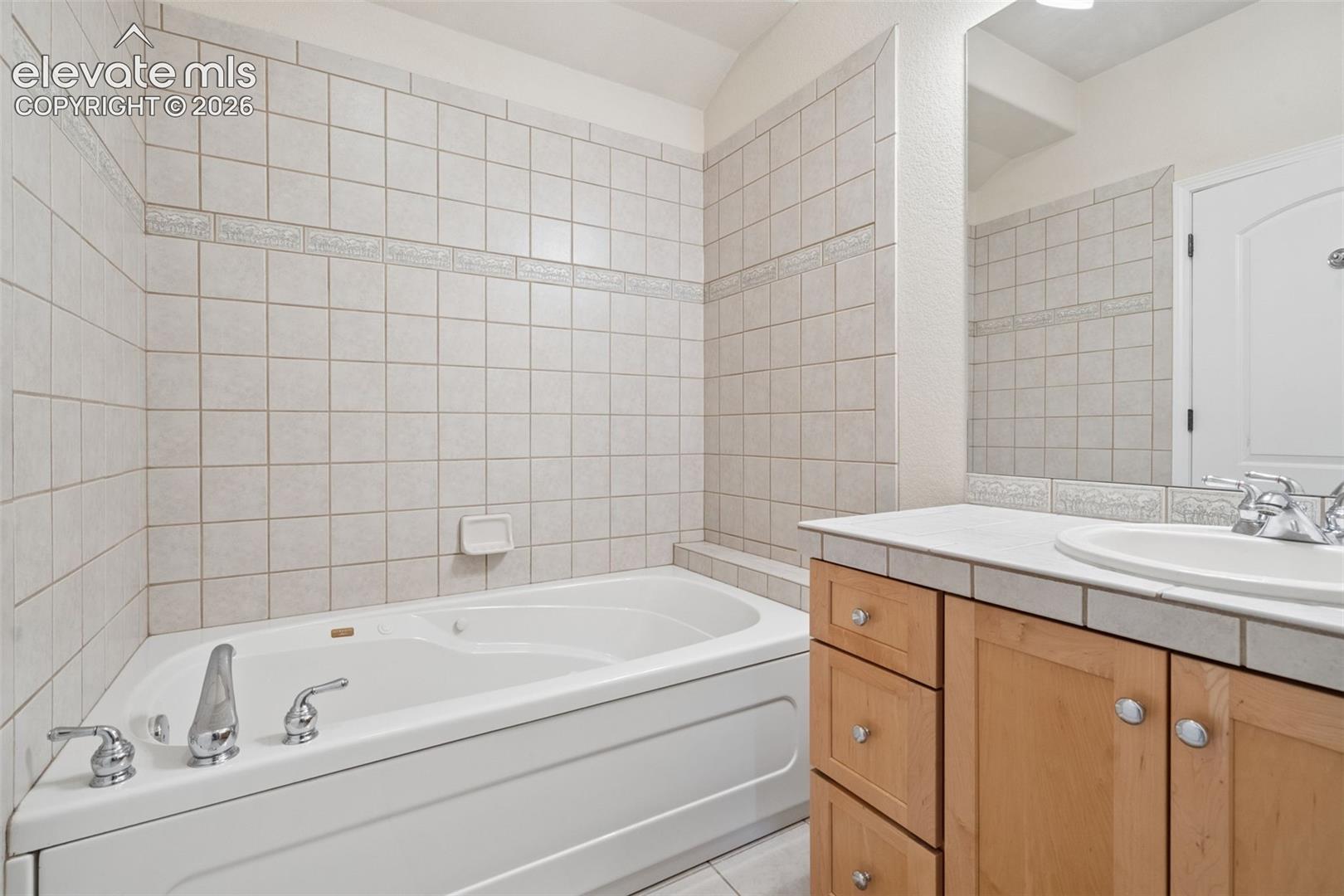 Listing photo 43 for 7170 Silver Ponds Heights