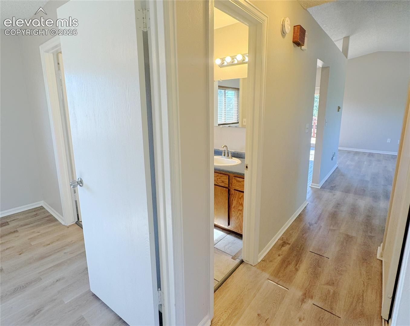 1056 Sundance Circle, photo 21