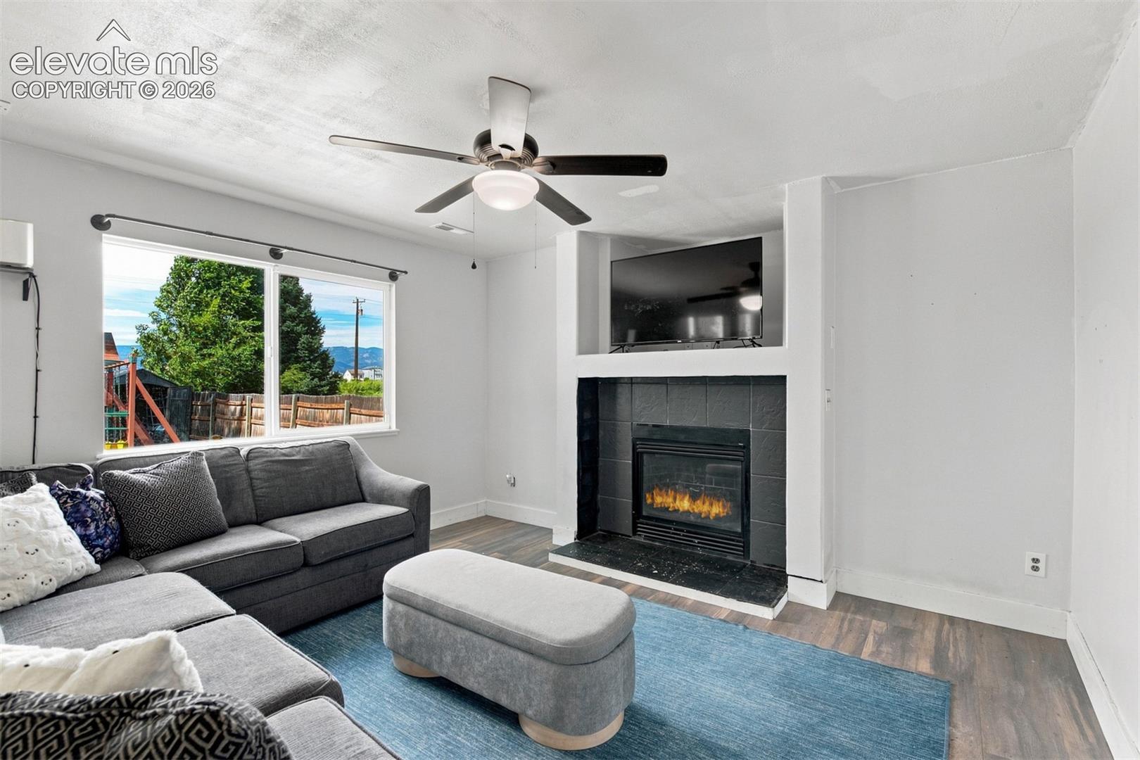 Listing photo 10 for 11224 Berry Farm Road