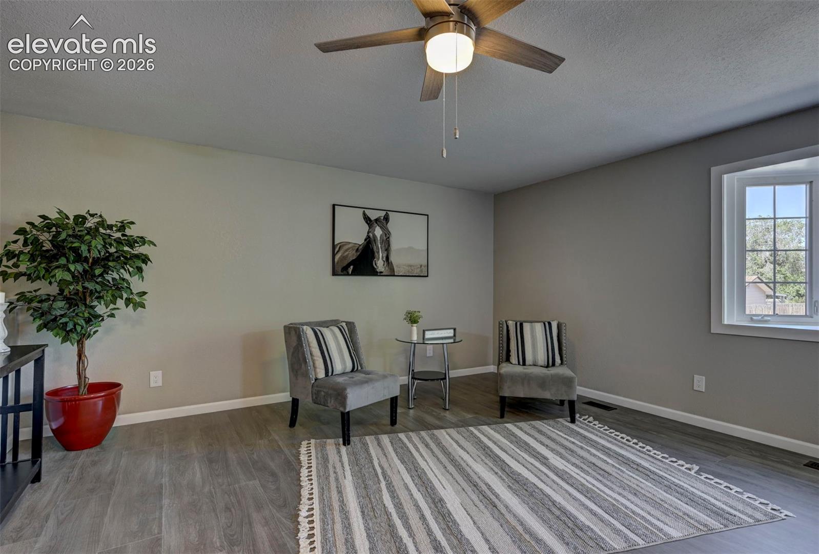 Listing photo 16 for 7443 Franconia Drive