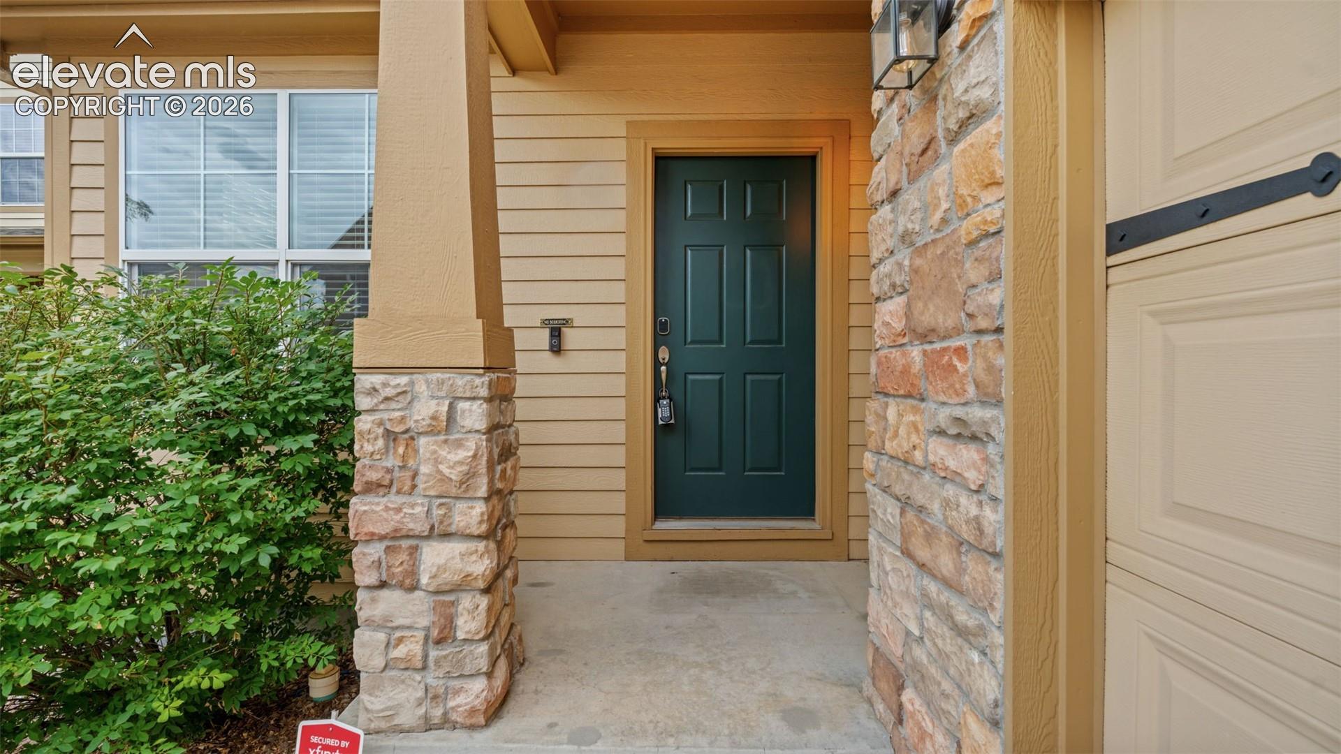 Listing photo 8 for 7514 Jaoul Point